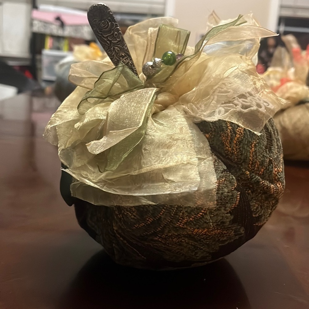 Decorate pumpkin
